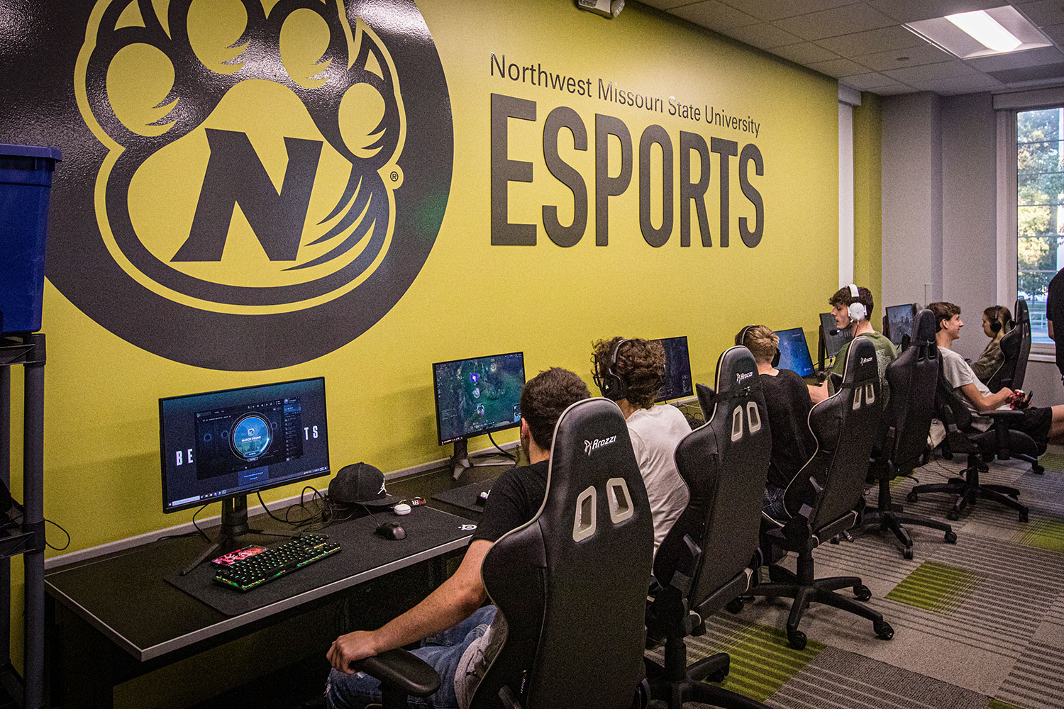 ESPORTS Lounge